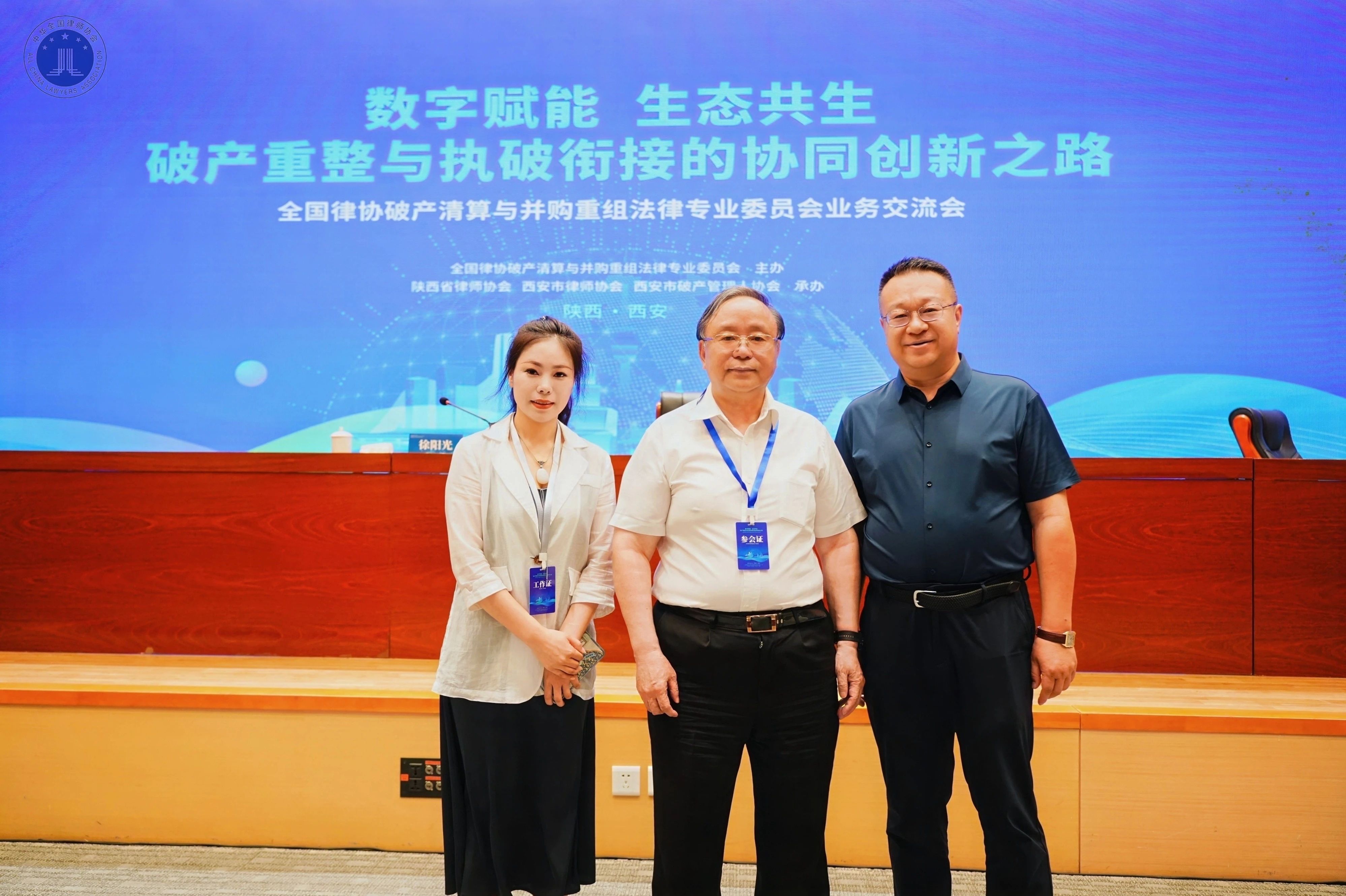 1abc6c28894ba6cc3017d7651db3598a.jpg